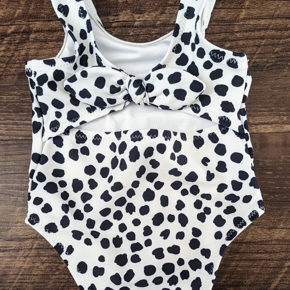 NEW! Old Navy One Piece Swimsuit - Picture 7 of 12
